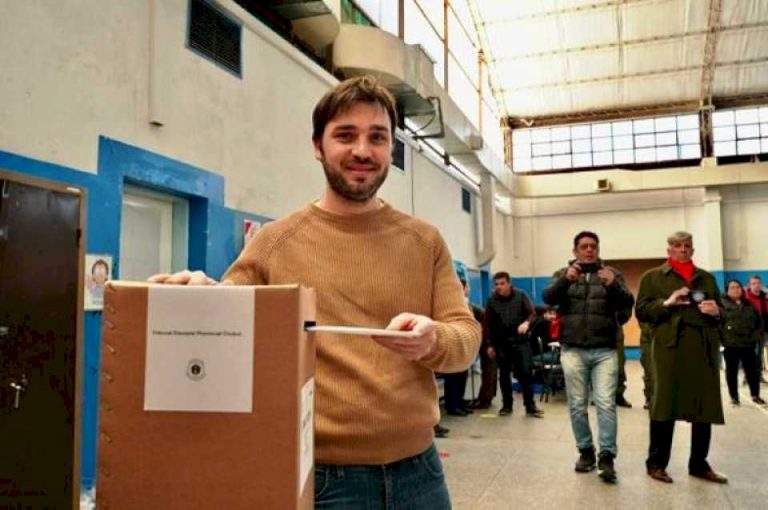 dos-candidatos-se-adjudicaron-el-triunfo-en-chubut