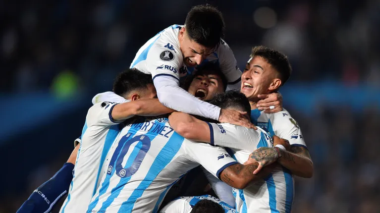 racing-goleo-3-0-a-atletico-nacional-y-se-enfrentara-a-boca-en-los-cuartos-de-final-de-la-copa-libertadores