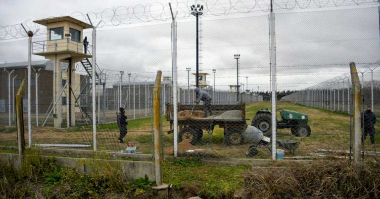 violenta-pelea-en-la-carcel-de-pinero:-al-menos-dos-muertos-y-varios-heridos