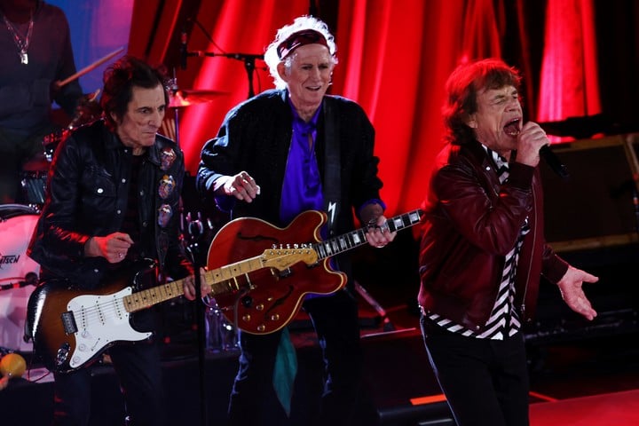 como-fue-el-show-sorpresa-de-los-rolling-stones-en-un-club-de-nueva-york-ante-500-fans-e-invitados-famosos