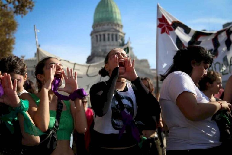 dia-de-la-mujer-en-argentina:-marcha-8m,-hora-y-las-novedades,-minuto-a-minuto