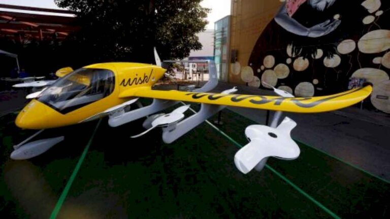 boeing-planea-estrenar-sus-autos-voladores-en-2030