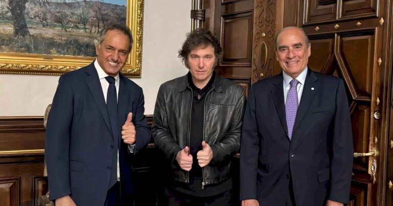 quien-sera-el-nuevo-embajador-argentino-en-eeuu?-scioli-acelera-con-su-lancha,-pero-milei-espera-la-suerte-de-trump-para-decidir