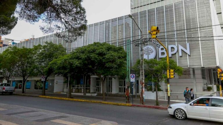 por-el-dia-del-trabajador-bancario,-no-habra-bancos-en-toda-la-provincia