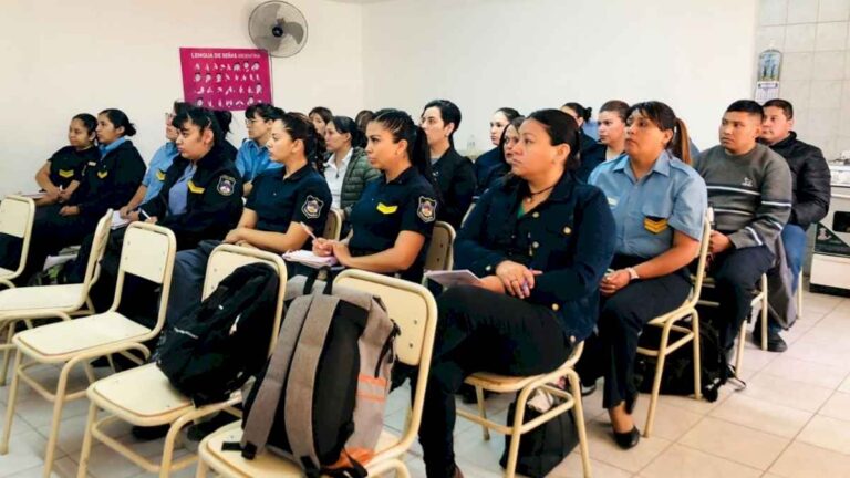 policia-provincial-se-capacito-en-igualdad-y-prevencion-de-violencia-de-genero