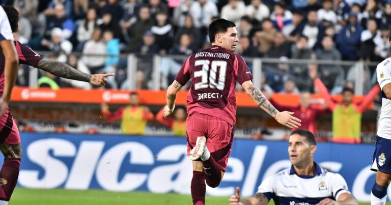 Mastantuono: del golazo desde adentro a la fuerte advertencia de Enzo Pérez