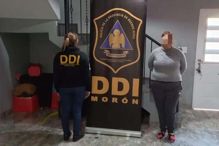 Cuatro mujeres y un hombre integraban una banda que hacía boquetes para robar