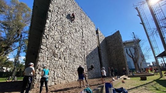 Se alarga el conflicto por la demolición de la Palestra de escalada