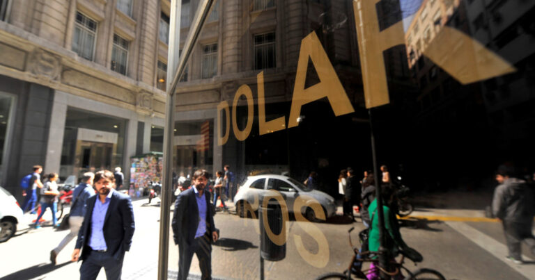 Dólar hoy: a cuánto cotizan el oficial y sus diferentes tipos de cambio este jueves 05 de junio