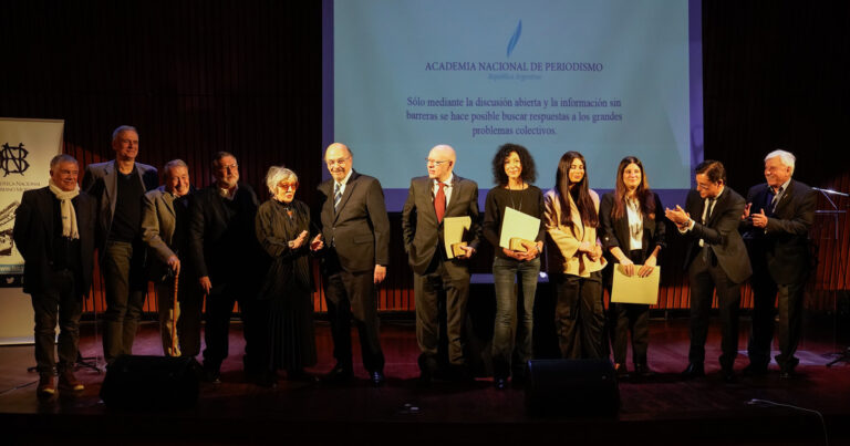 Duras críticas a los ataques del Gobierno contra los periodistas