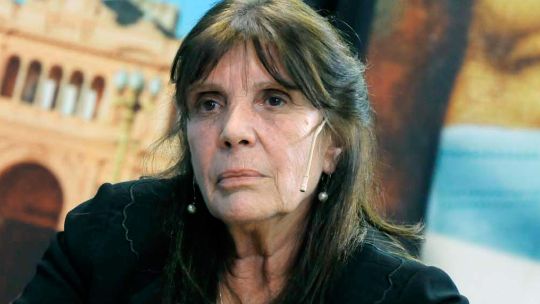 Teresa García: CFK y Axel hablan de unir fuerzas para defendernos