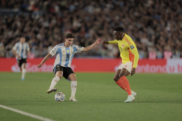 Argentina pierde vs Colombia: horario del partido, formación y dónde verlo en vivo