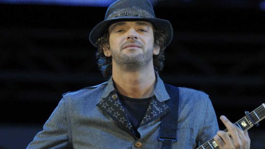 Demolieron una casa donde vivió Gustavo Cerati y encontraron huesos humanos enterrados