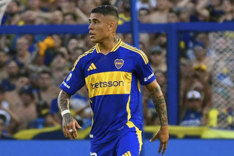 Ayrton Costa finalmente no viajará al Mundial de Clubes