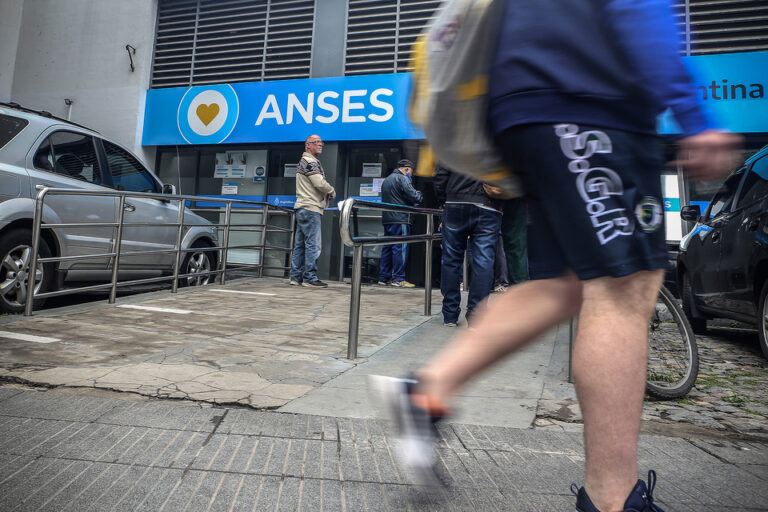 Cuándo cobro ANSES? Jubilados, AUH y los demás pagos este jueves 19 de junio