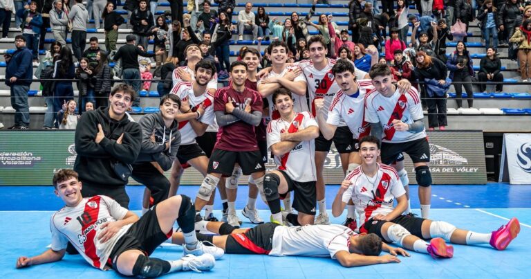 Victoria de River ante Boca en el Superclásico de vóley