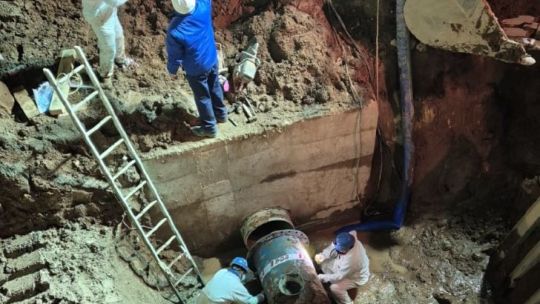 Aguas Cordobesas informó que se normaliza el servicio de agua tras la rotura de un caño