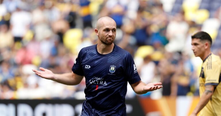 La palabra del maestro verdugo de Boca: «Tengo tareas que se me acumularon…»