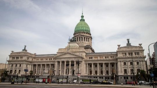 Farah: El Gobierno está comprando tiempo, pero esta olla a presión va a explotar»