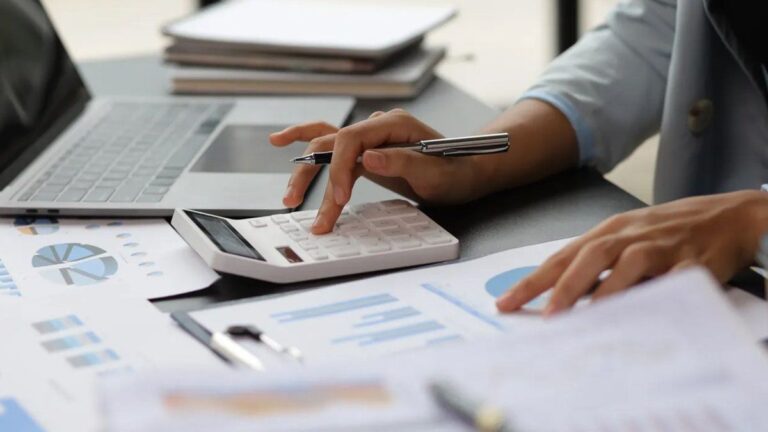 Por la compensación de impuestos, ya se pagaron en CABA más de 35 mil deudas de ABL y Patentes