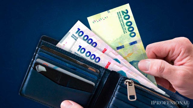 Un empleado bancario cobrará sueldo de casi $4 millones en noviembre