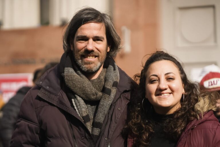 El Frente de Izquierda en Buenos Aires. Ana Paredes Landman y Nicolás del Caño de campaña en Lanús