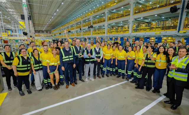 Acciones y Cedear de Mercado Libre caen, tras un anuncio clave