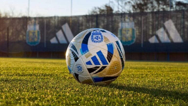 La triste historia del futbolista uruguayo que se retiró y hoy es dueño de una juguetería