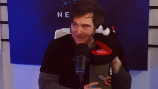 Los insólitos plagios de Javier Milei: de Batman a viva la libertad carajo