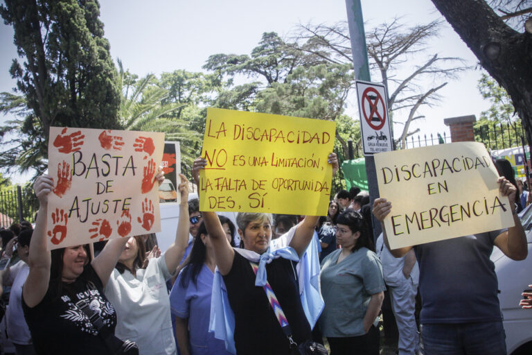 Amplio rechazo social al veto de Milei a jubilados y discapacitados