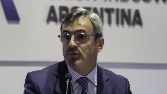 El presidente de la UIA reclamó apoyo al sector privado: «No van a venir los marcianos a hacerlo»
