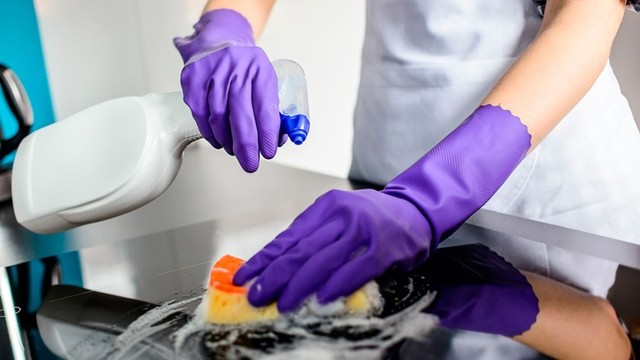 Cuánto cobrará por día y por hora la empleada doméstica en septiembre 2025