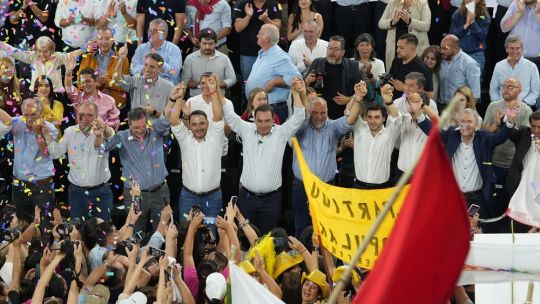 Elecciones en Corrientes: cuatro gobernadores apoyaron a Valdés en un acto con un fuerte llamado a la unión federal