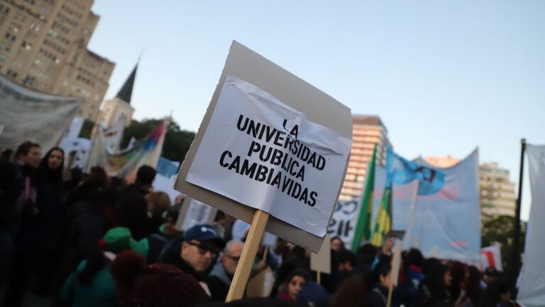 Las universidades anunciaron una nueva marcha federal si Javier Milei veta la ley de Financiamiento