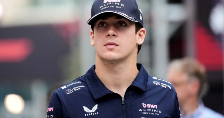 Los audios de Franco Colapinto tras el toque de Albon en Bakú: la bronca del argentino y la reacción de su ingeniero en Alpine