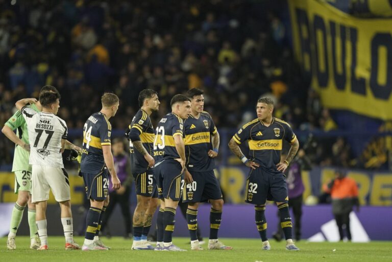 Boca mostró su mejor y su peor versión, no pudo con los fantasmas del pasado y perdió dos puntos clave ante Central Córdoba