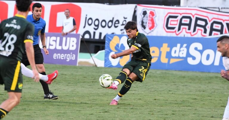 En el debut de Botta y Martínez, Defensa ganó en el amistoso