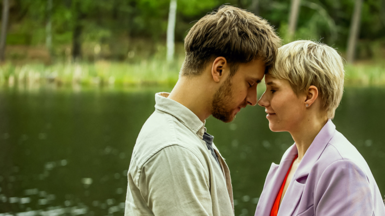 Netflix: la película con escenas muy subidas de tono para mirar sin parar