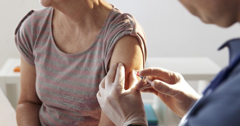 Salto de la «supergripe» H3N2 en Argentina: ya llega a 14 provincias y revelan un dato nuevo sobre su gravedad