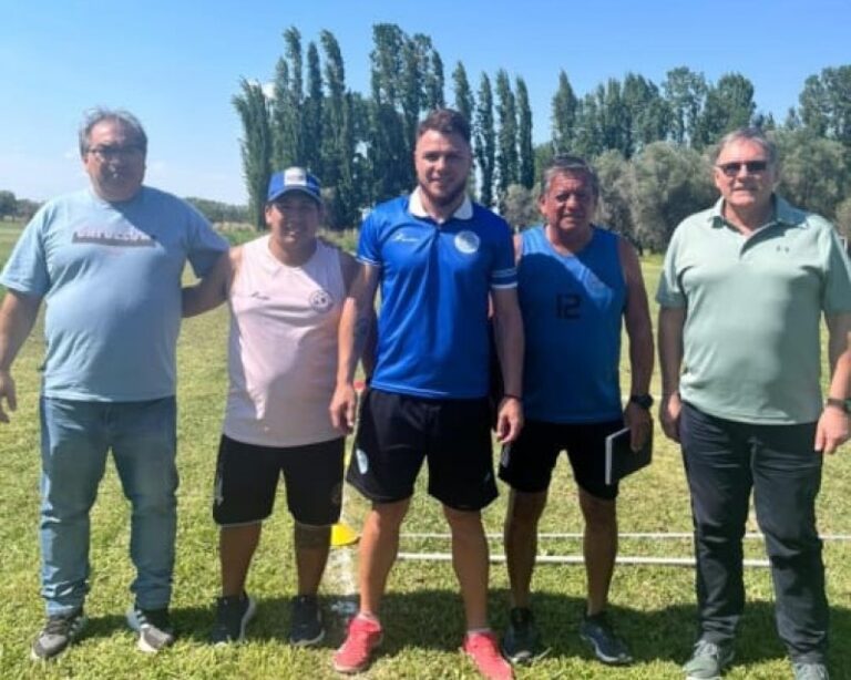 El Club Empleados de Comercio presentó oficialmente a su nuevo cuerpo técnico