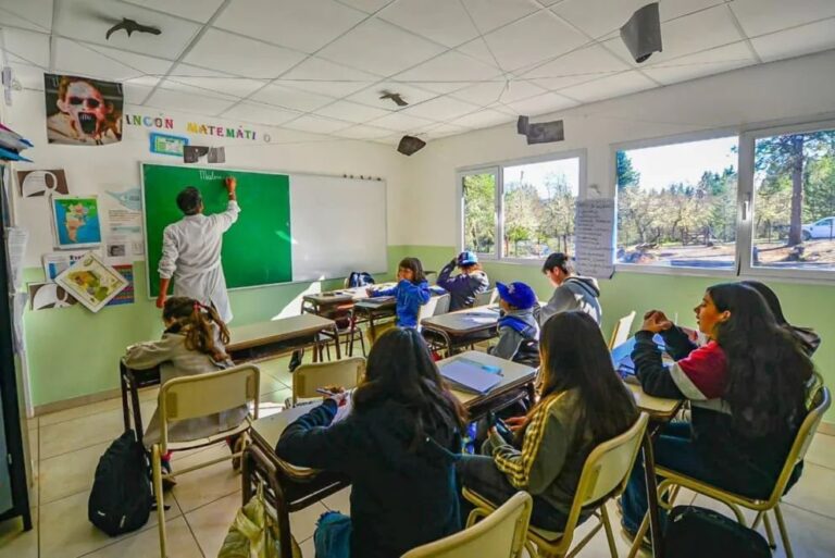 Trabajadores de la educación en Neuquén