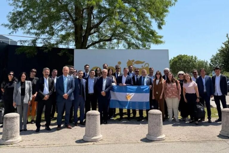 Delegación neuquina en Italia durante misión de internacionalización energética